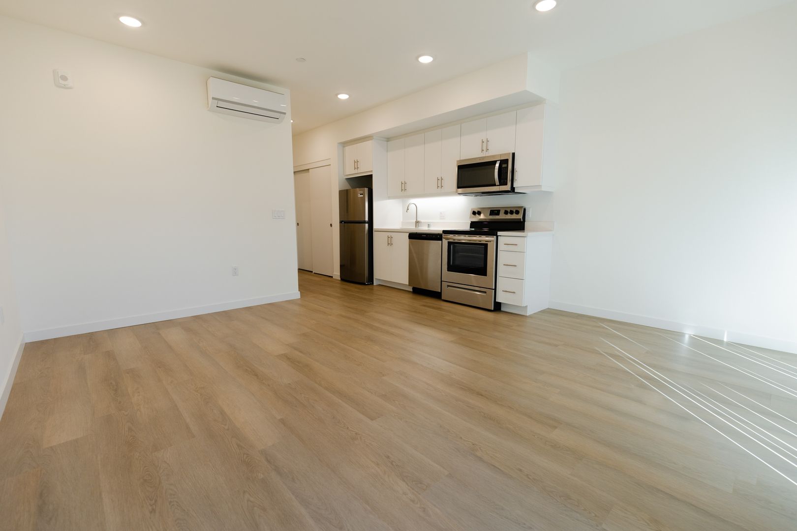 San Diego Apartment: 421 25th Street