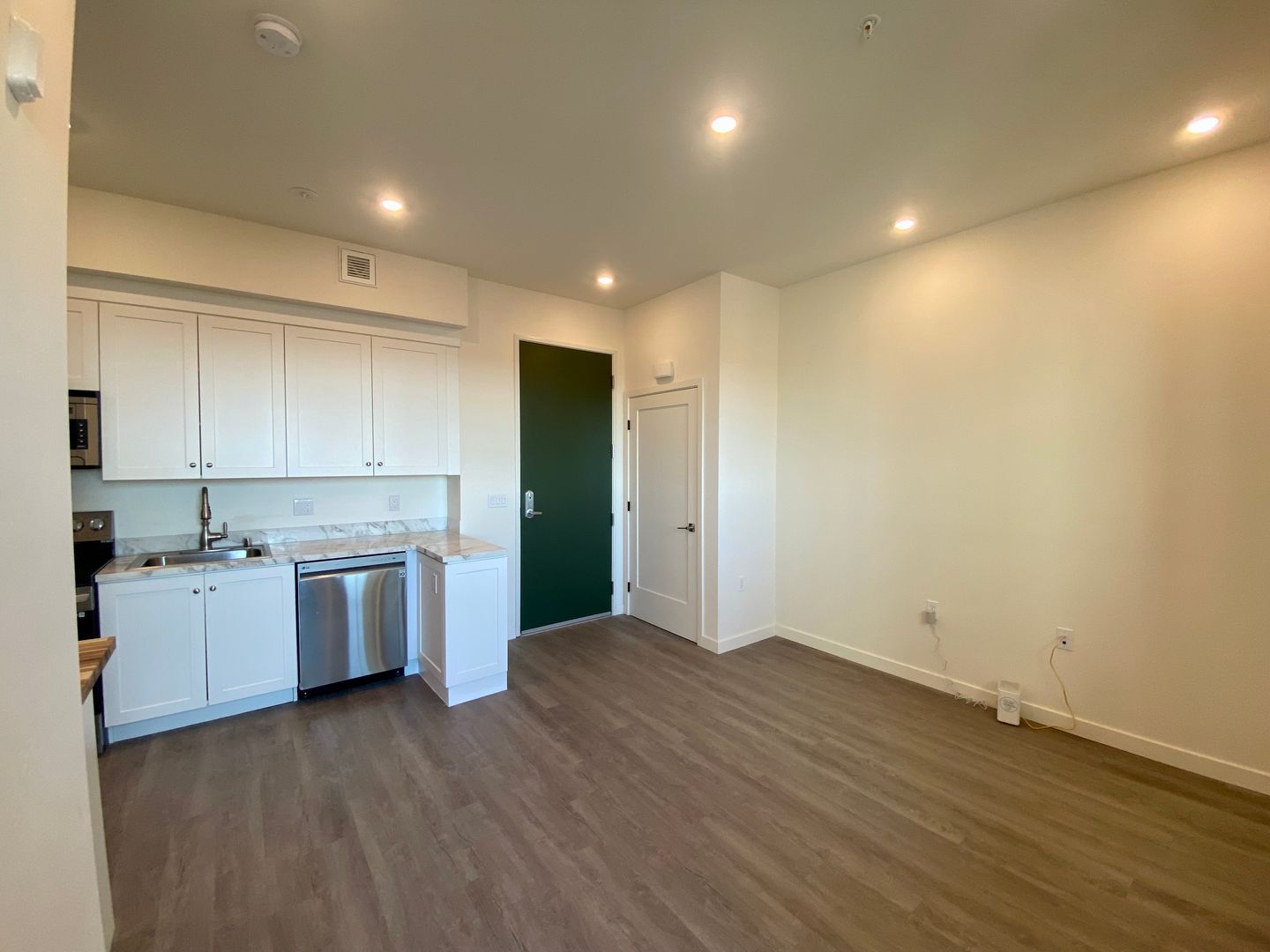 San Diego Apartment: 3066 North Park Way
