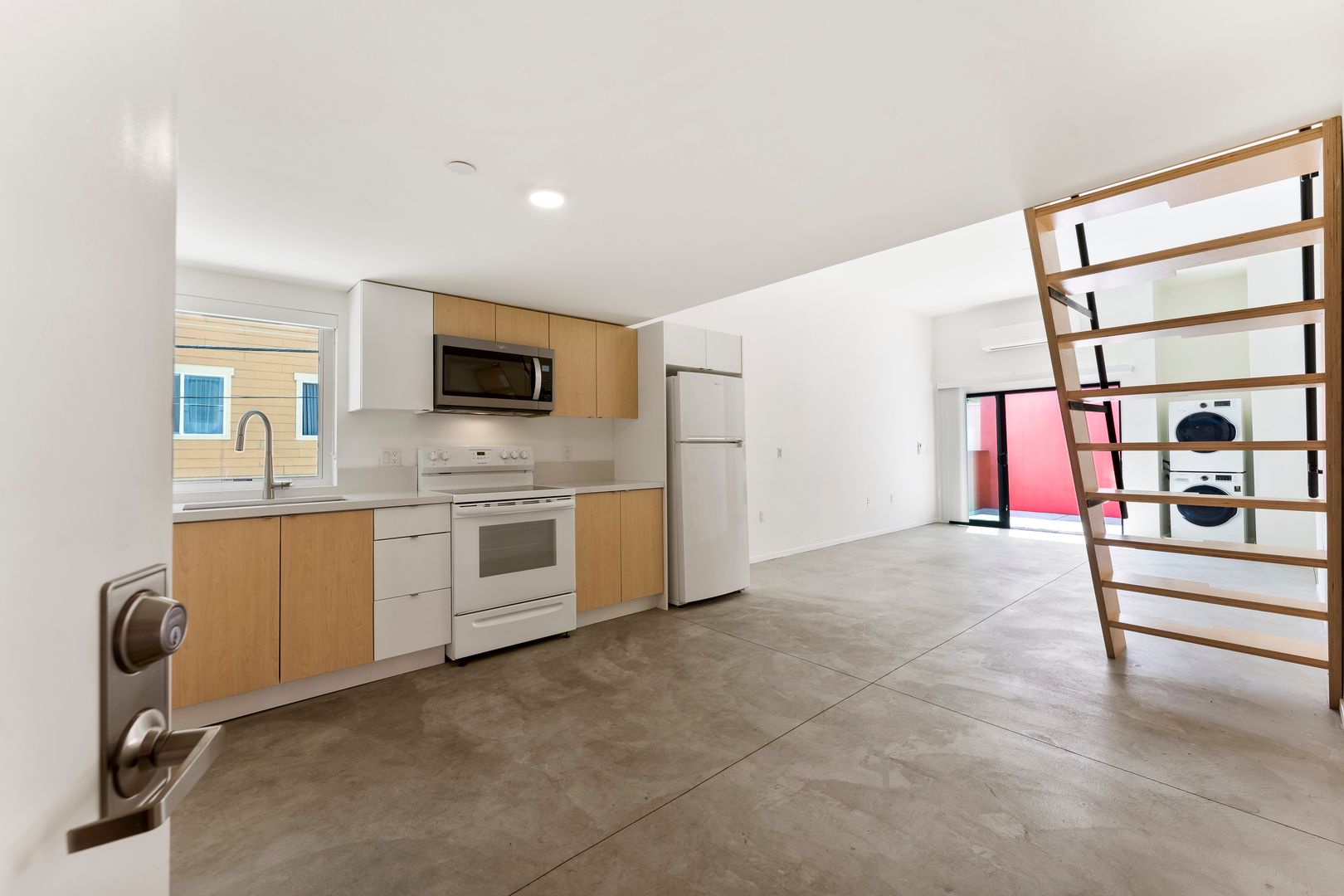 San Diego Apartment: 1776 National Ave