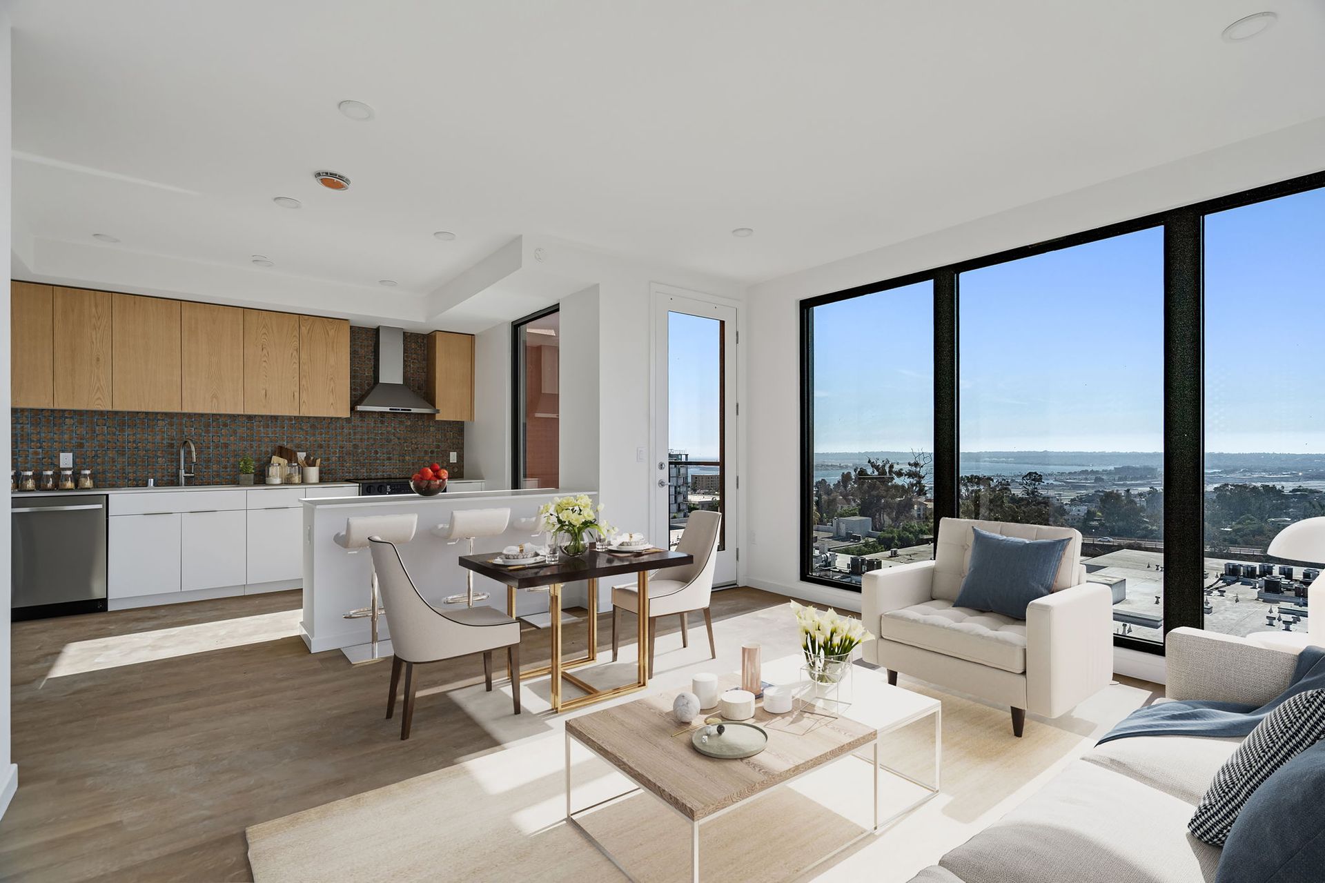 San Diego Apartment: 2881 4th Avenue