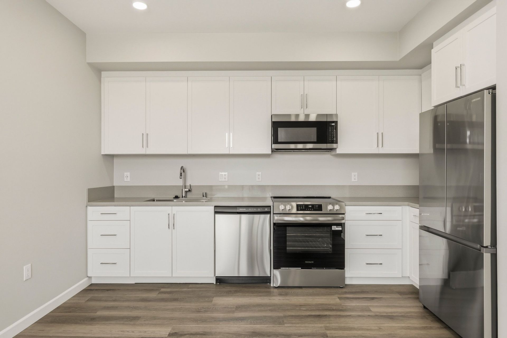 San Diego Apartment: 4036 Centre Street