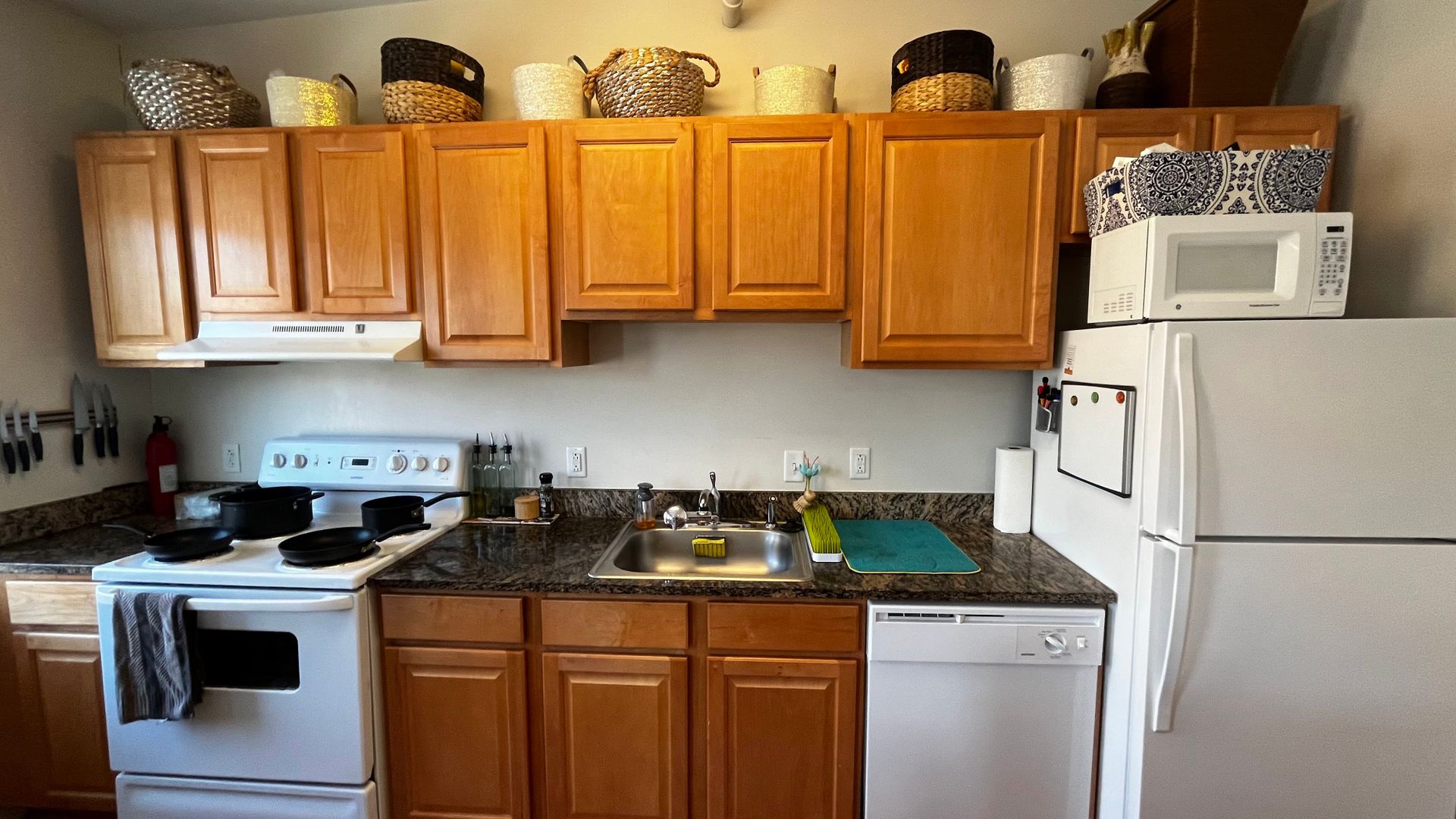 Beautiful Downtown Apartment 13 of 14
