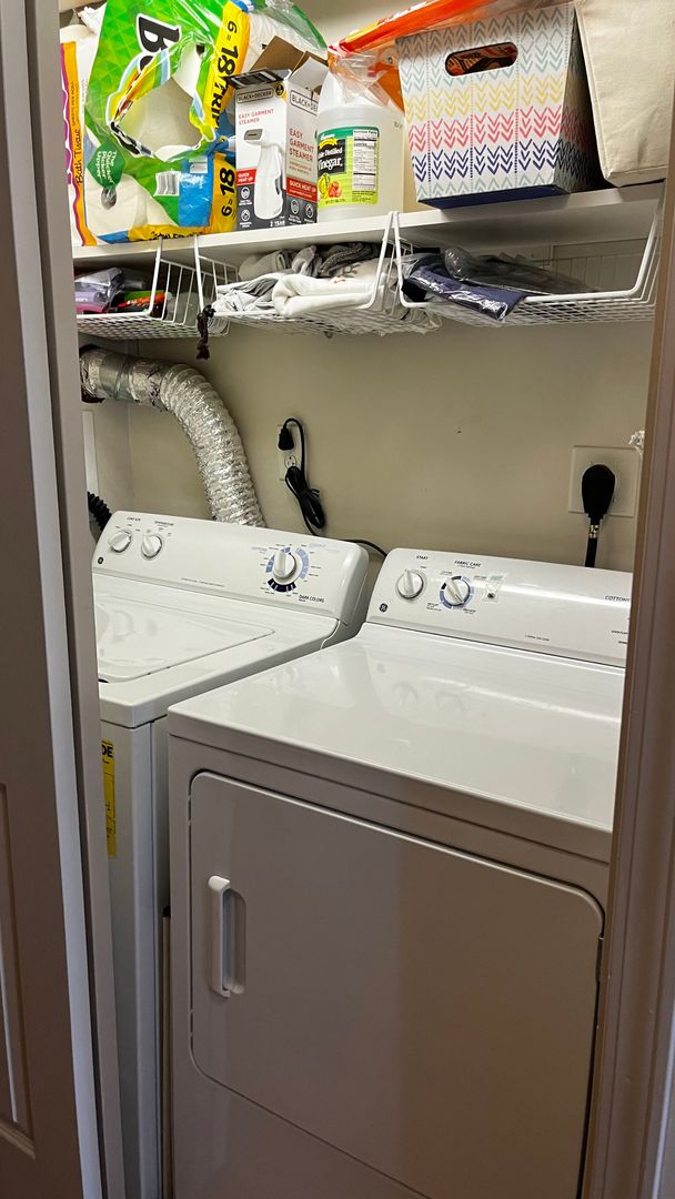 Laundry room at Beautiful Downtown Apartment (2 of 2)