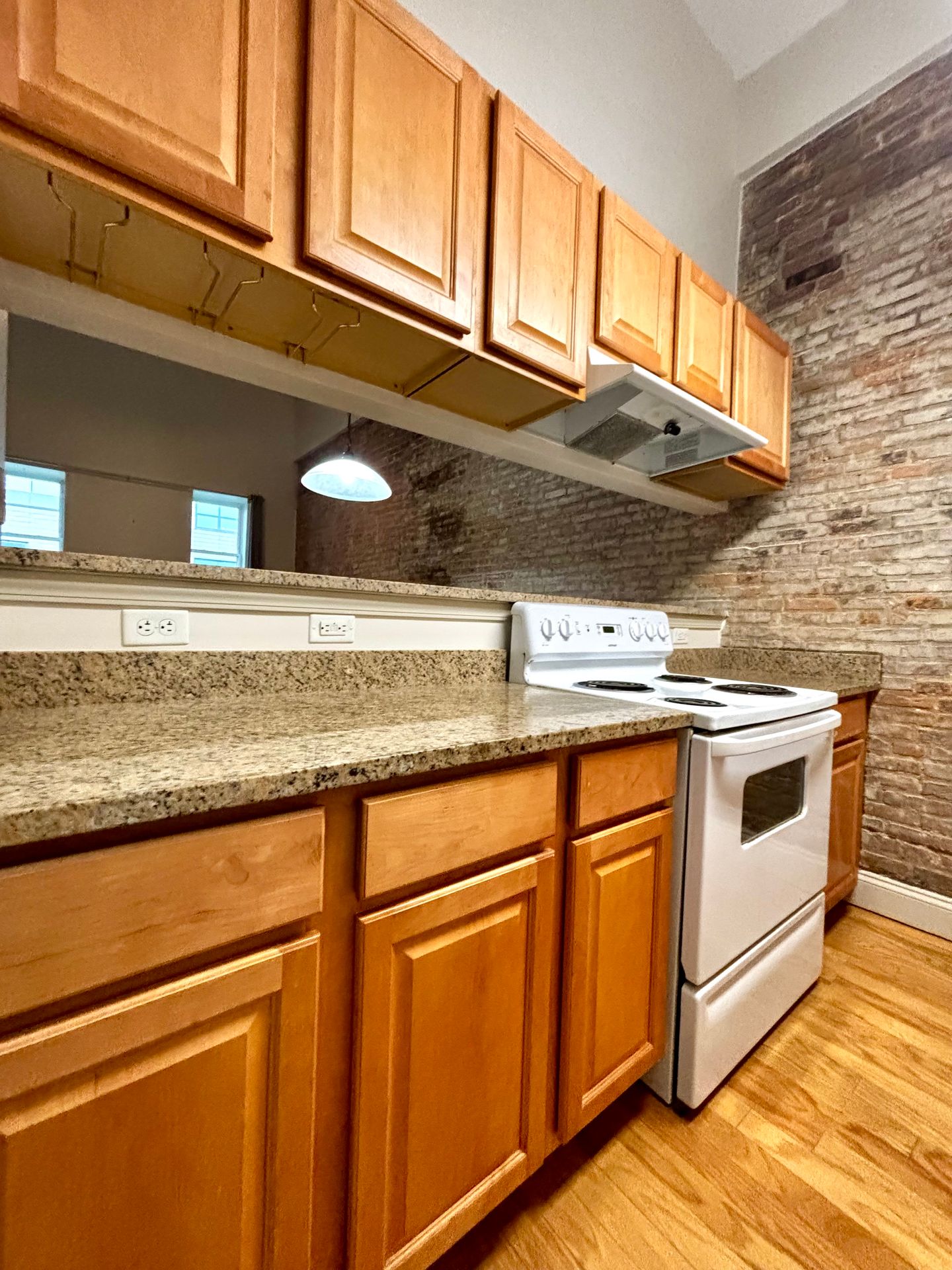 Beautiful Downtown Apartment 4 of 12