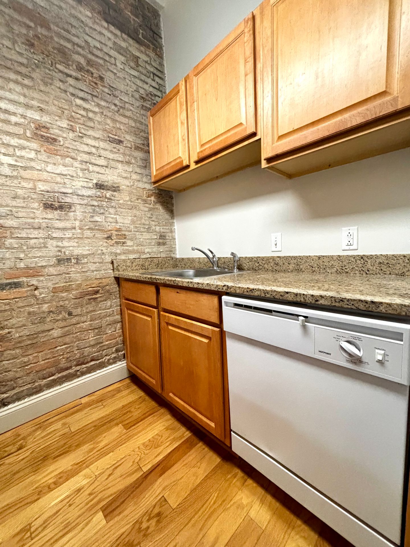Beautiful Downtown Apartment 5 of 12