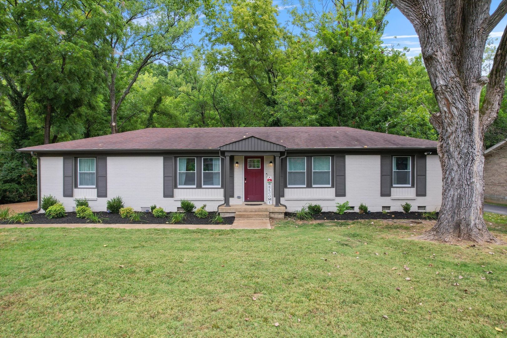 Nashville House: 5017 Suter Dr