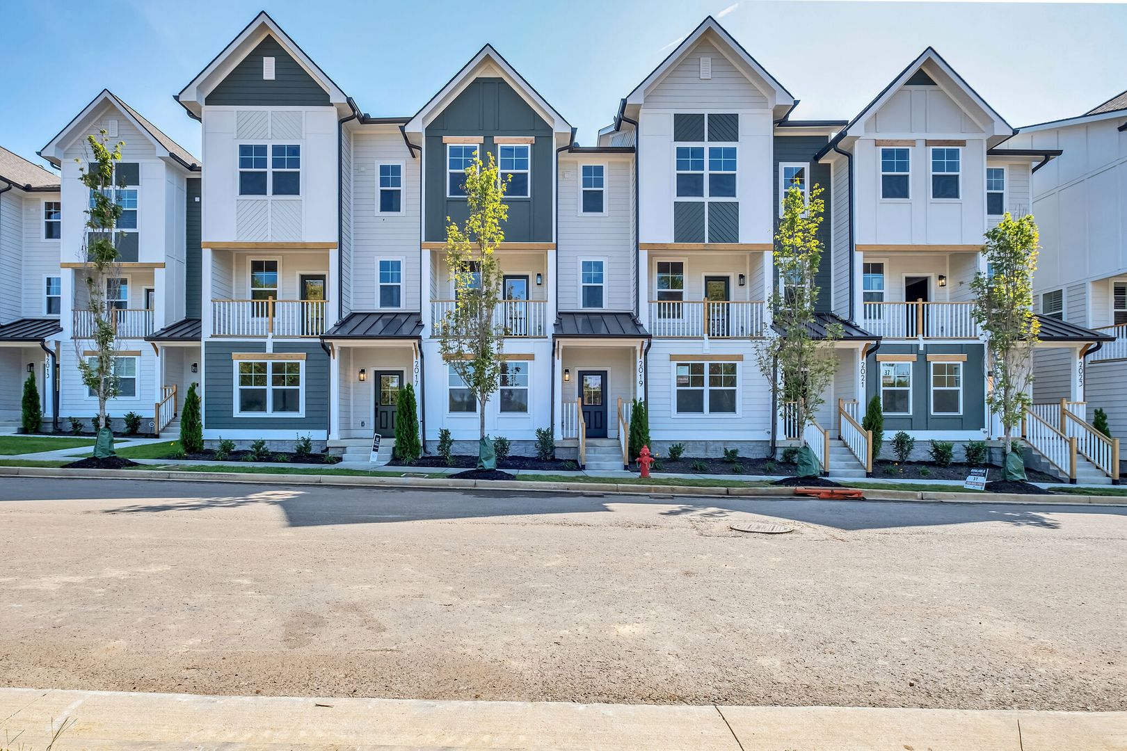 Nashville Townhome: 2019 Maple View Lane