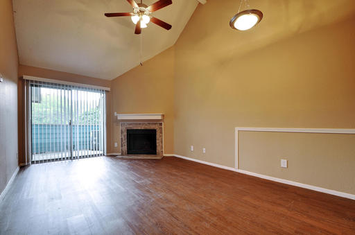 Renovated Apartments. Best prices in South Austin. – photo 1