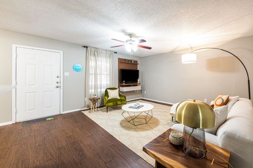 Renovated Apartments. Best prices in South Austin. – photo 1