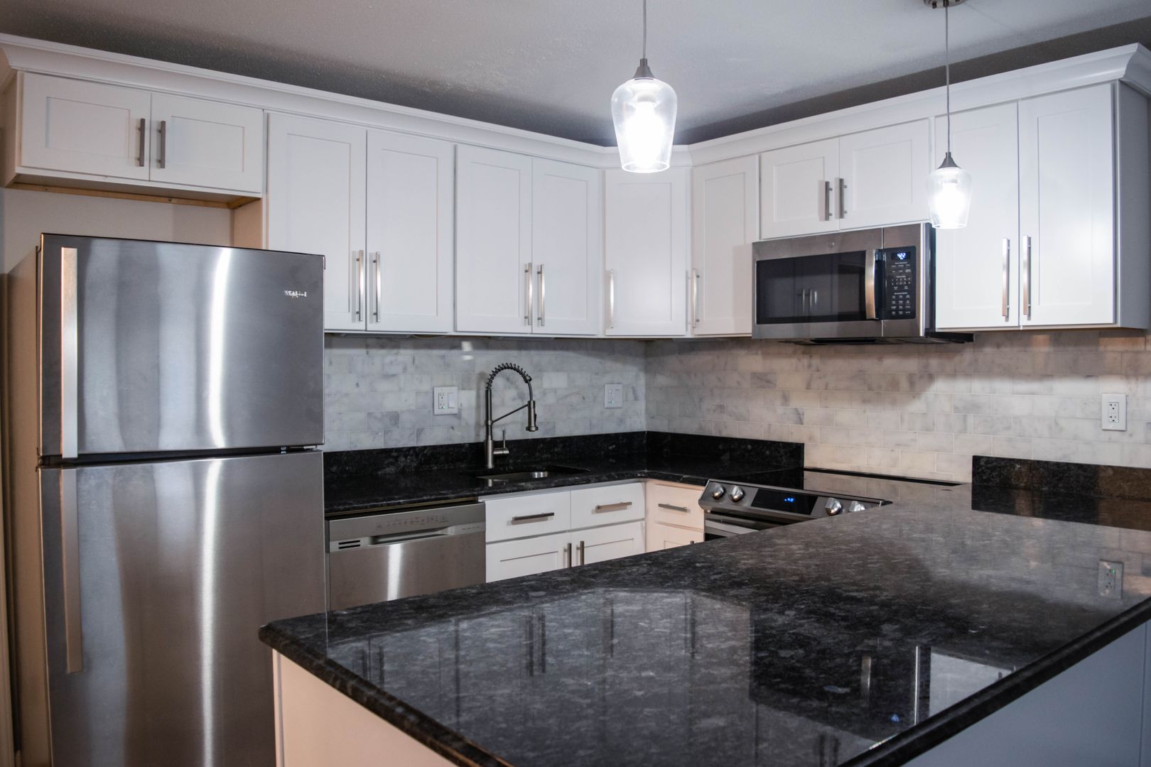 New Haven Apartment: 467 Whalley Ave T