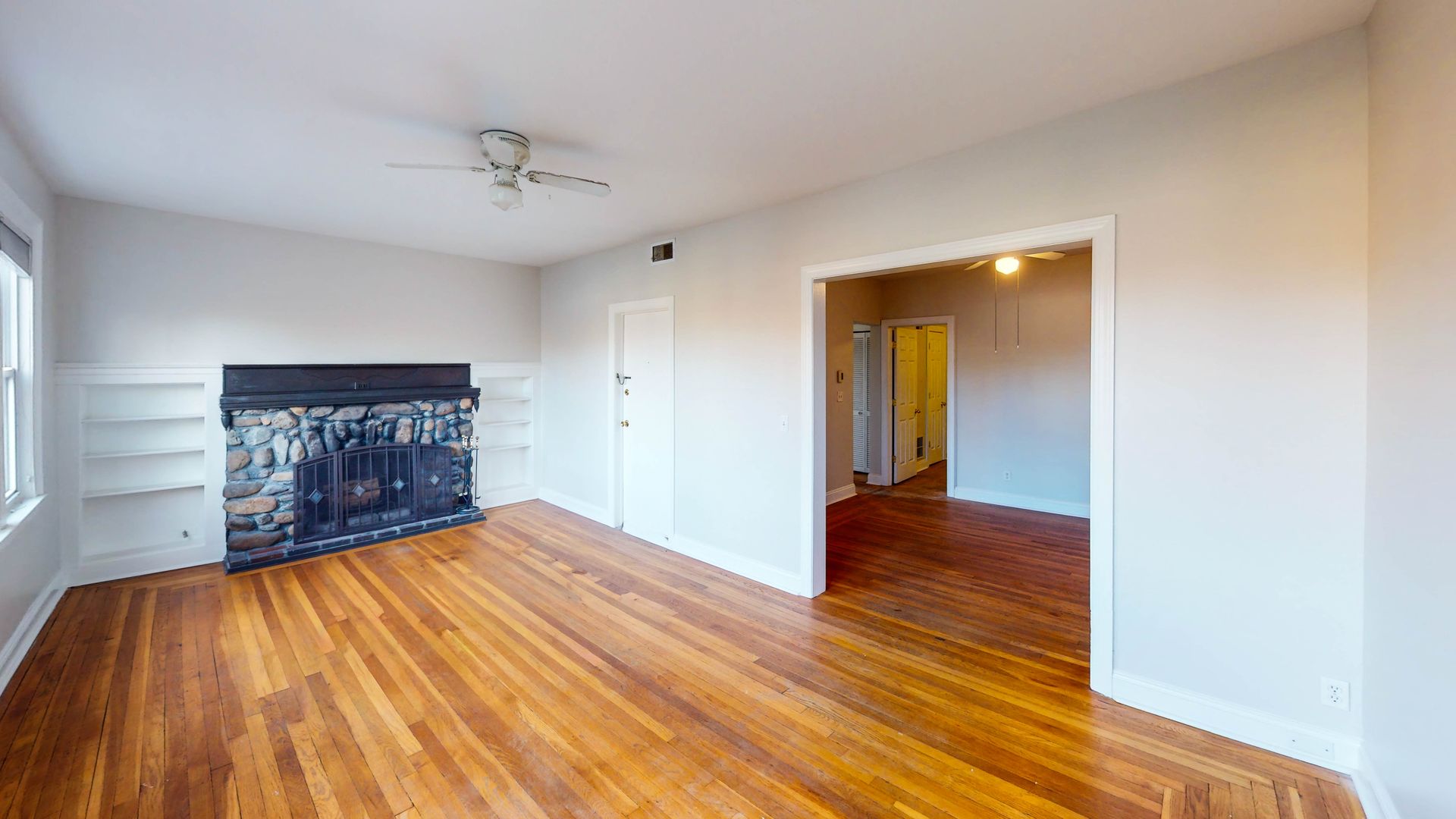 New Haven Apartment: 542 Chapel Street  - 4