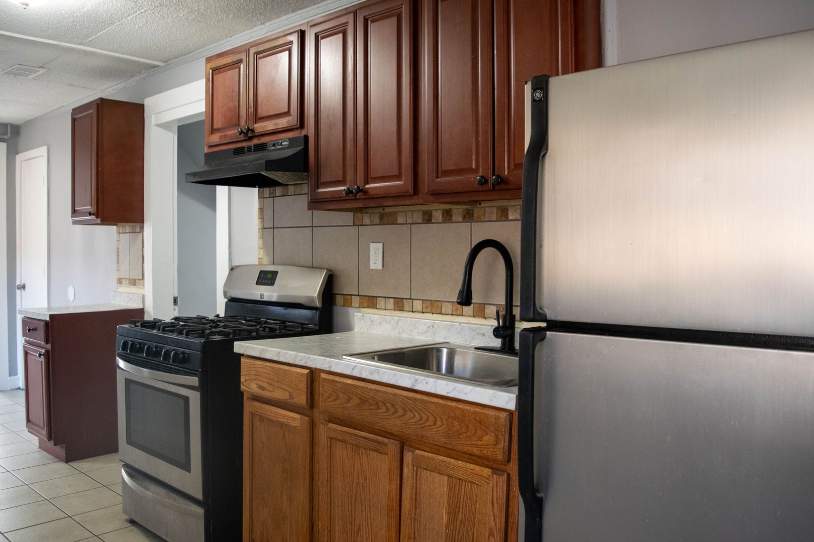 New Haven Apartment: 91 Henry Street