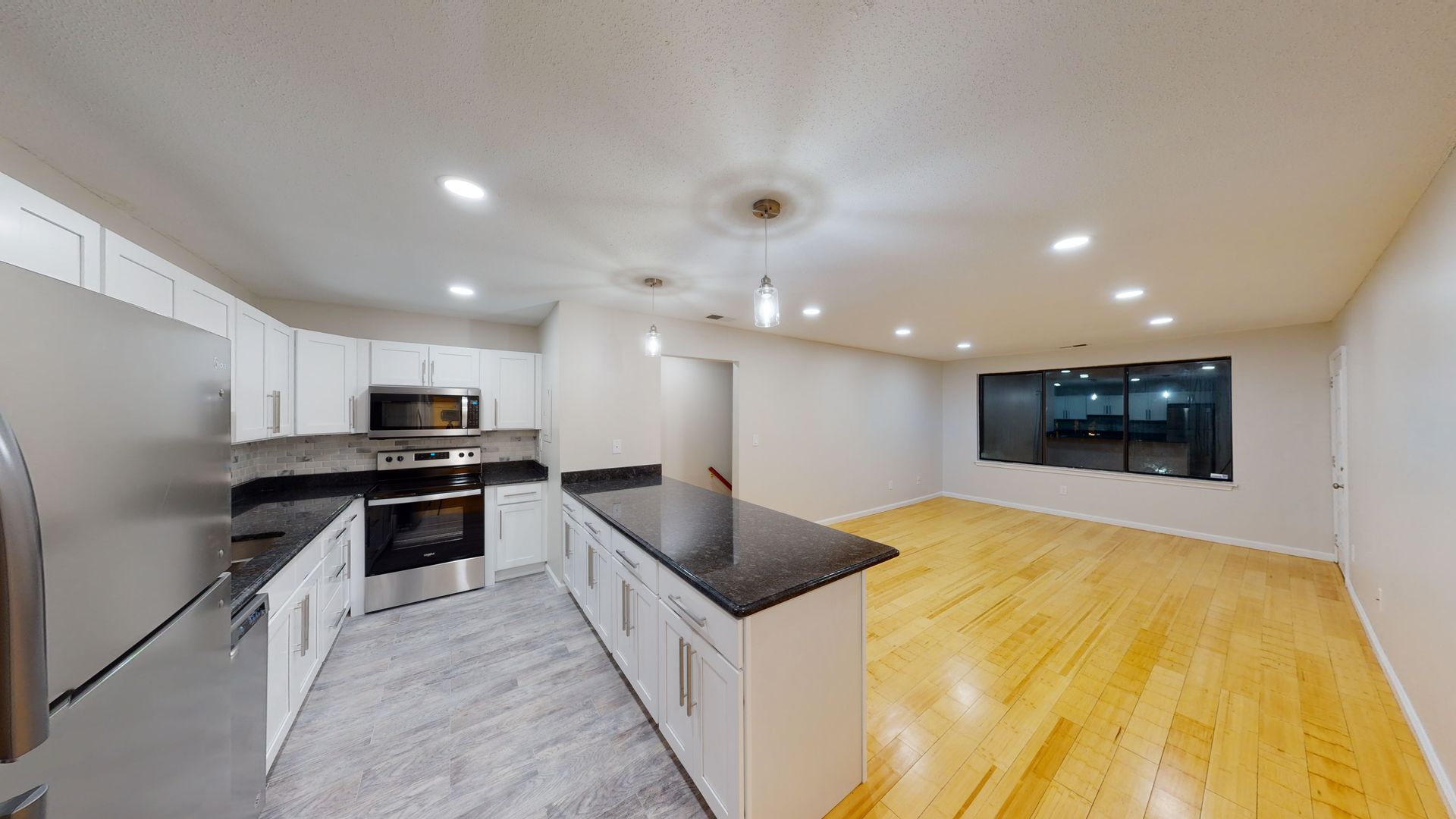 New Haven Apartment: 465 Whalley Ave - E
