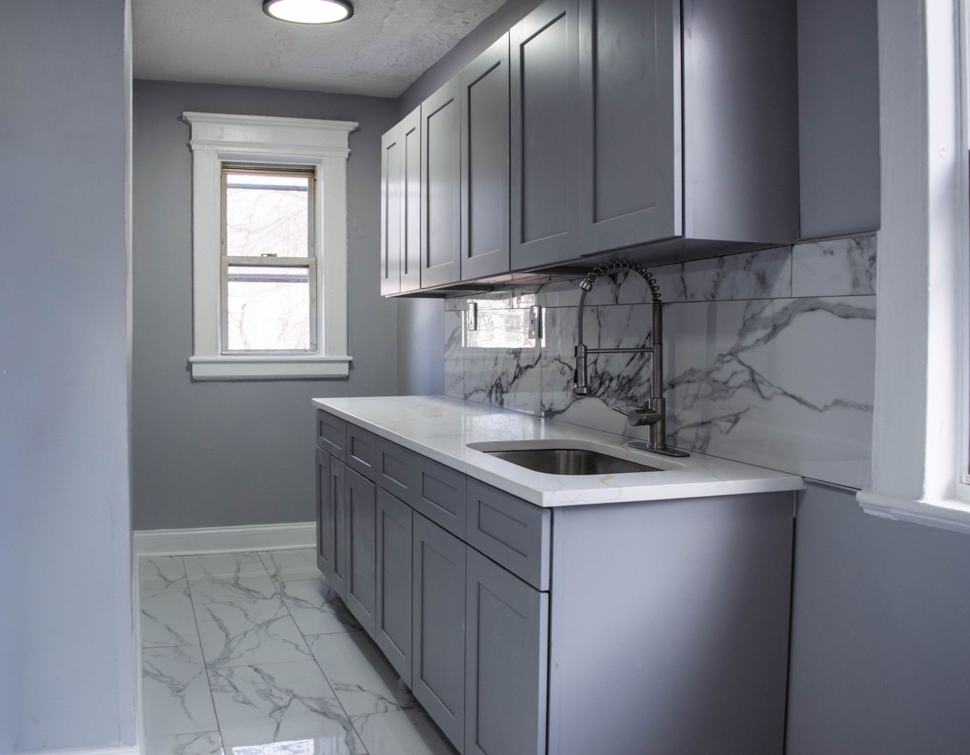 New Haven Apartment: 19 Bassett Street