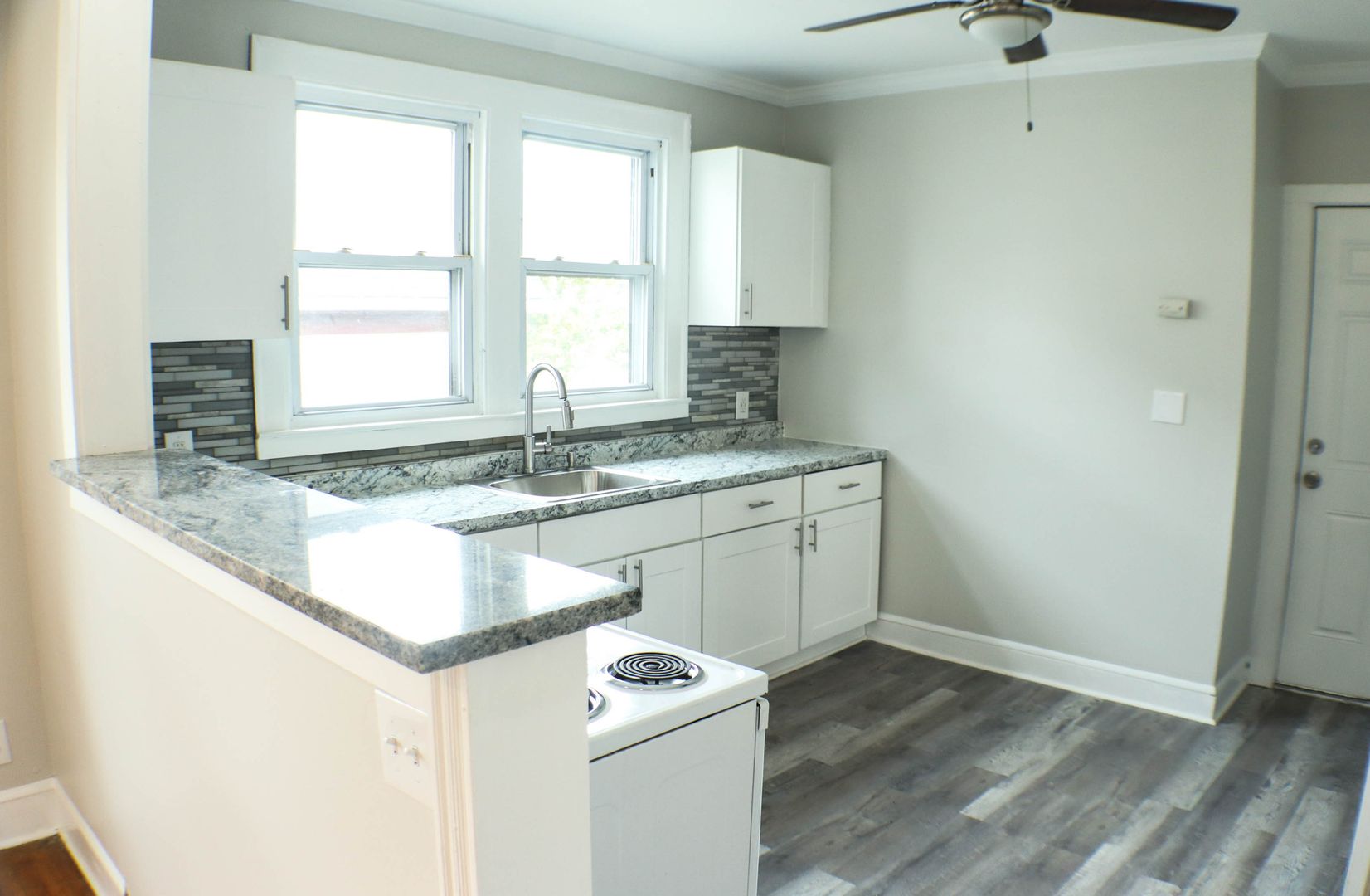New Haven Apartment: 312 Huntington St