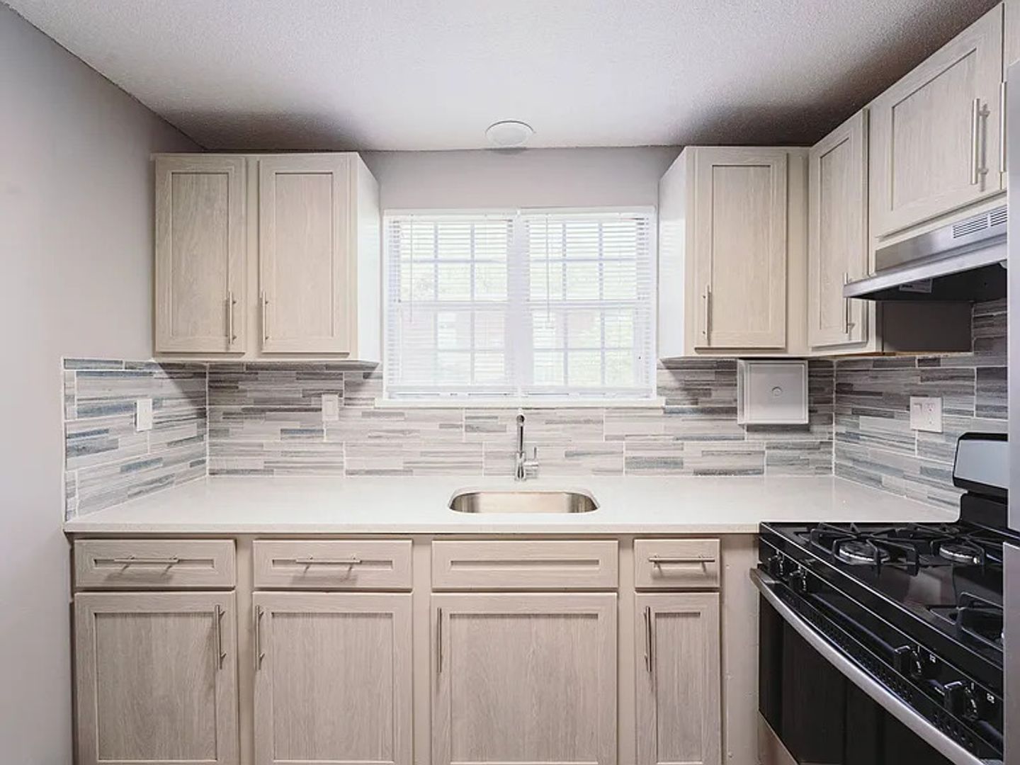 East Haven Apartment: 164 Coe Ave