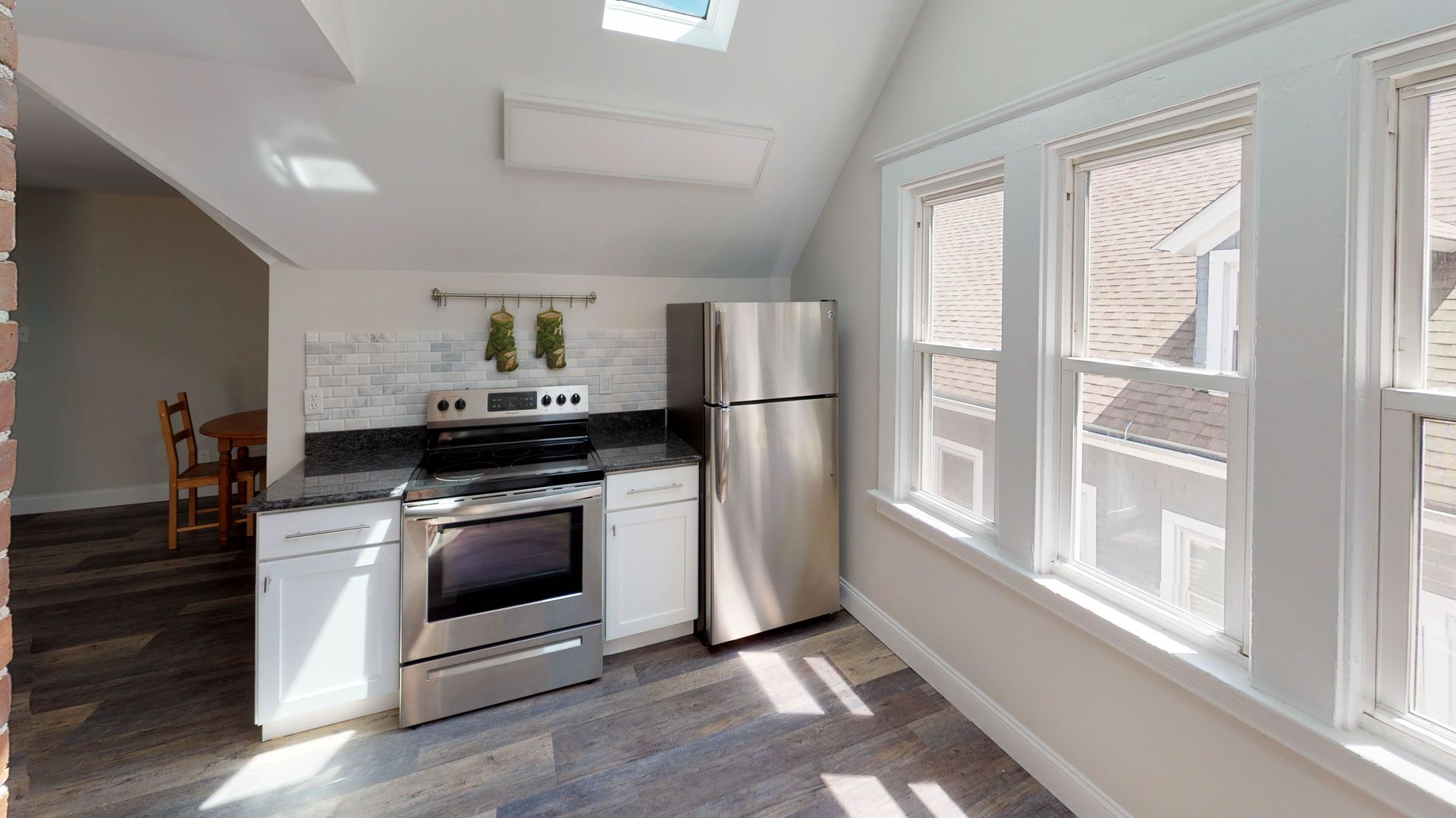 New Haven Apartment: 254 Orchard St