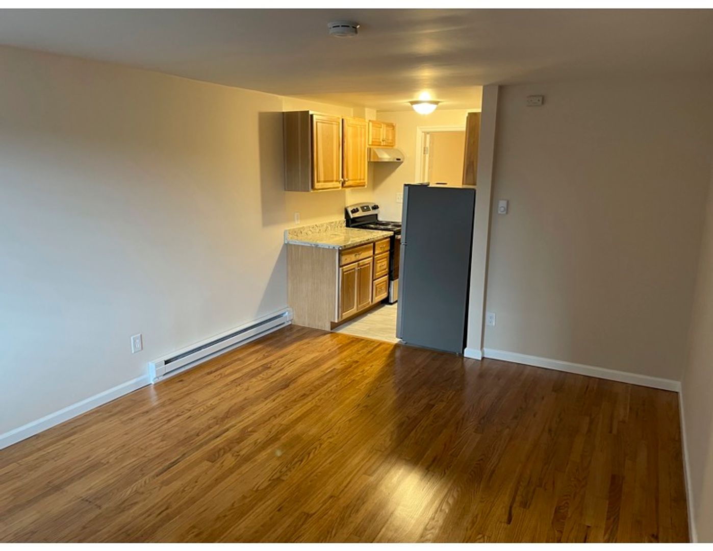 Seattle Apartment: 5104 17th Ave NW