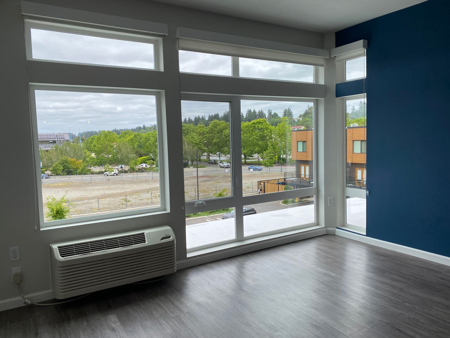 Olympia Apartment: 510 State Ave NE