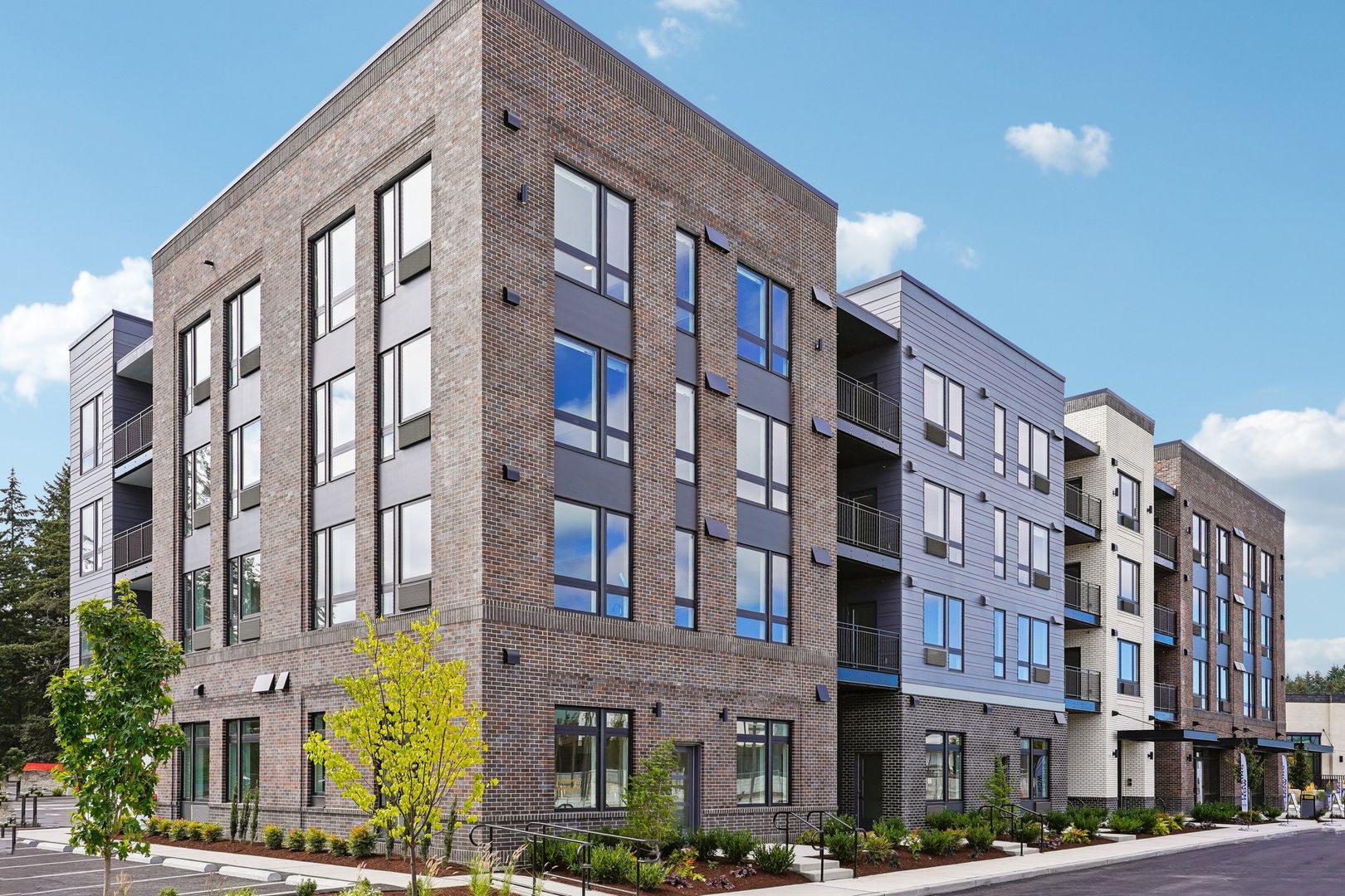 Lacey Apartment: 2463 Hogum Bay Rd NE