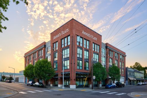 STUDIO IN DOWNTOWN OLYMPIA – photo 1