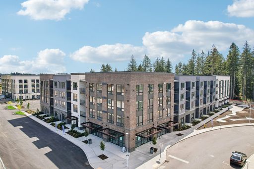 Third Floor 1-Bedroom | Everything You Want. Right Where You Are. – photo 1