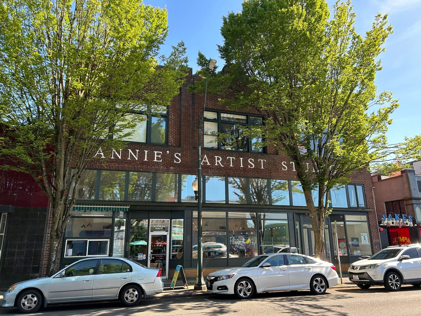 Olympia Apartment: 317 4th Ave E