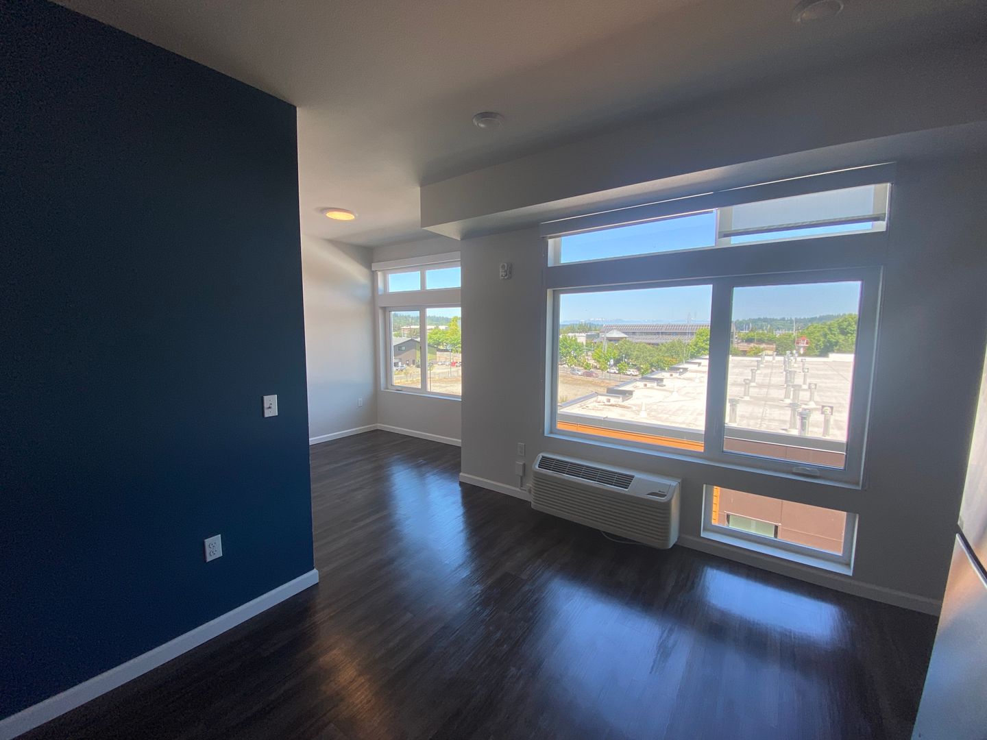 Olympia Apartment: 510 State Ave NE
