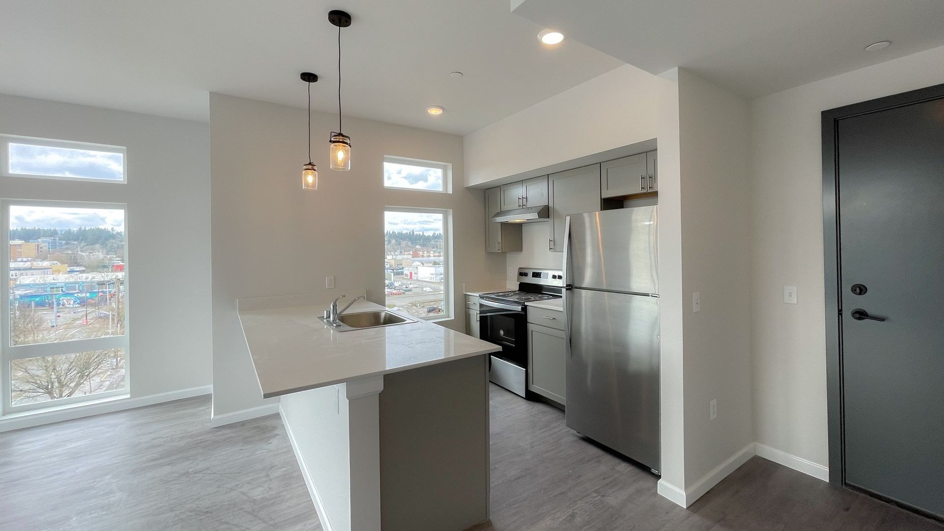 Olympia Apartment: 510 State Ave NE