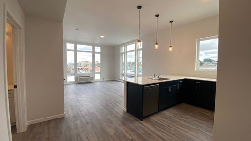 Bring your life, we will supply the view – photo 1