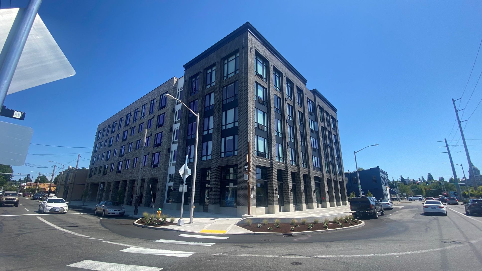 Olympia Apartment: 120 Water St. NW