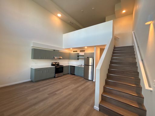 2-Story 2-Bedroom Loft | Brand New! – photo 1