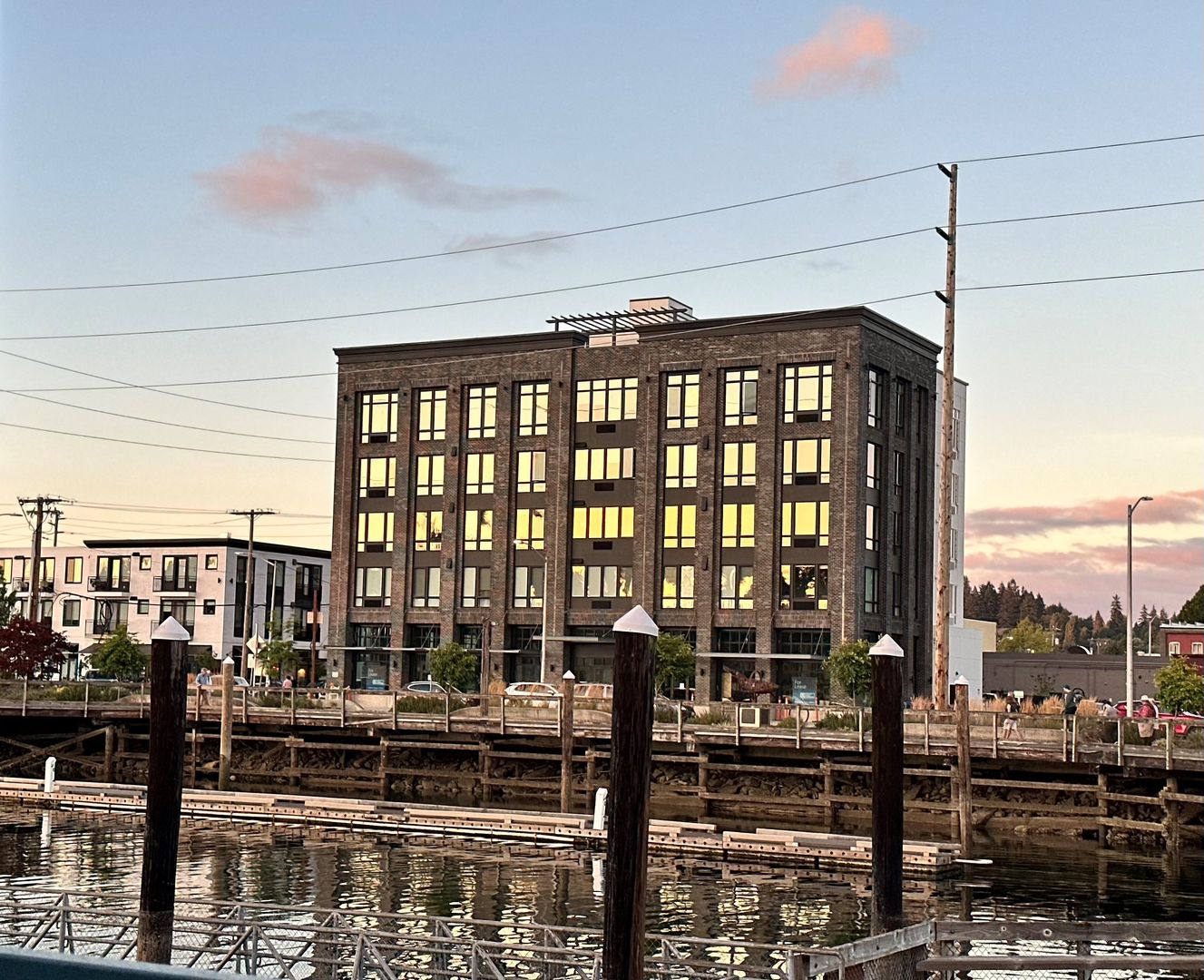 Olympia Apartment: 120 Water St. NW
