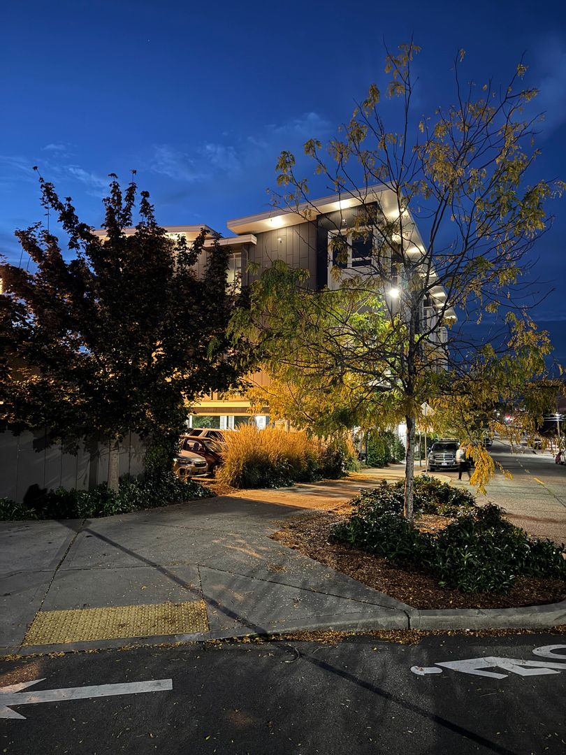 Olympia Apartment: 321 Legion Way SE