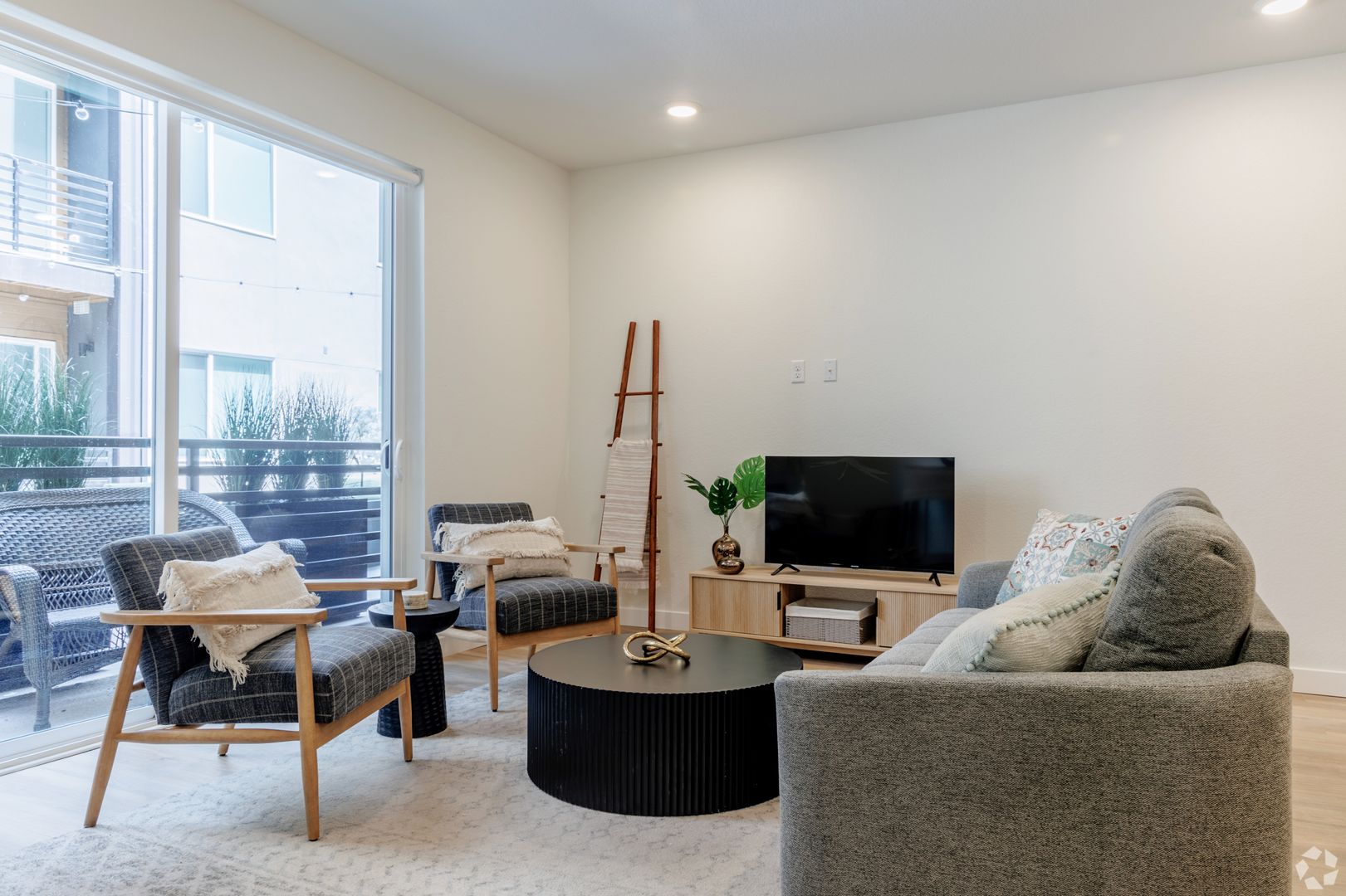 Denver Apartment: 5256 N Federal Blvd