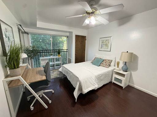 Spacious Private Furnished Girl Room Floor to Ceiling windows - 3 block from U campus – photo 1