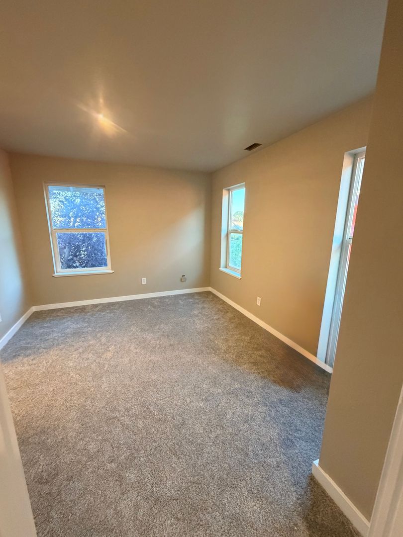 305 Ferguson Ave. 8 of 12