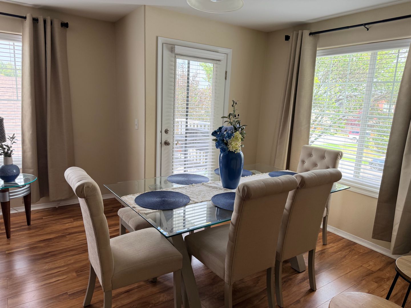 893 Forest Glen Drive 1H 7 of 12
