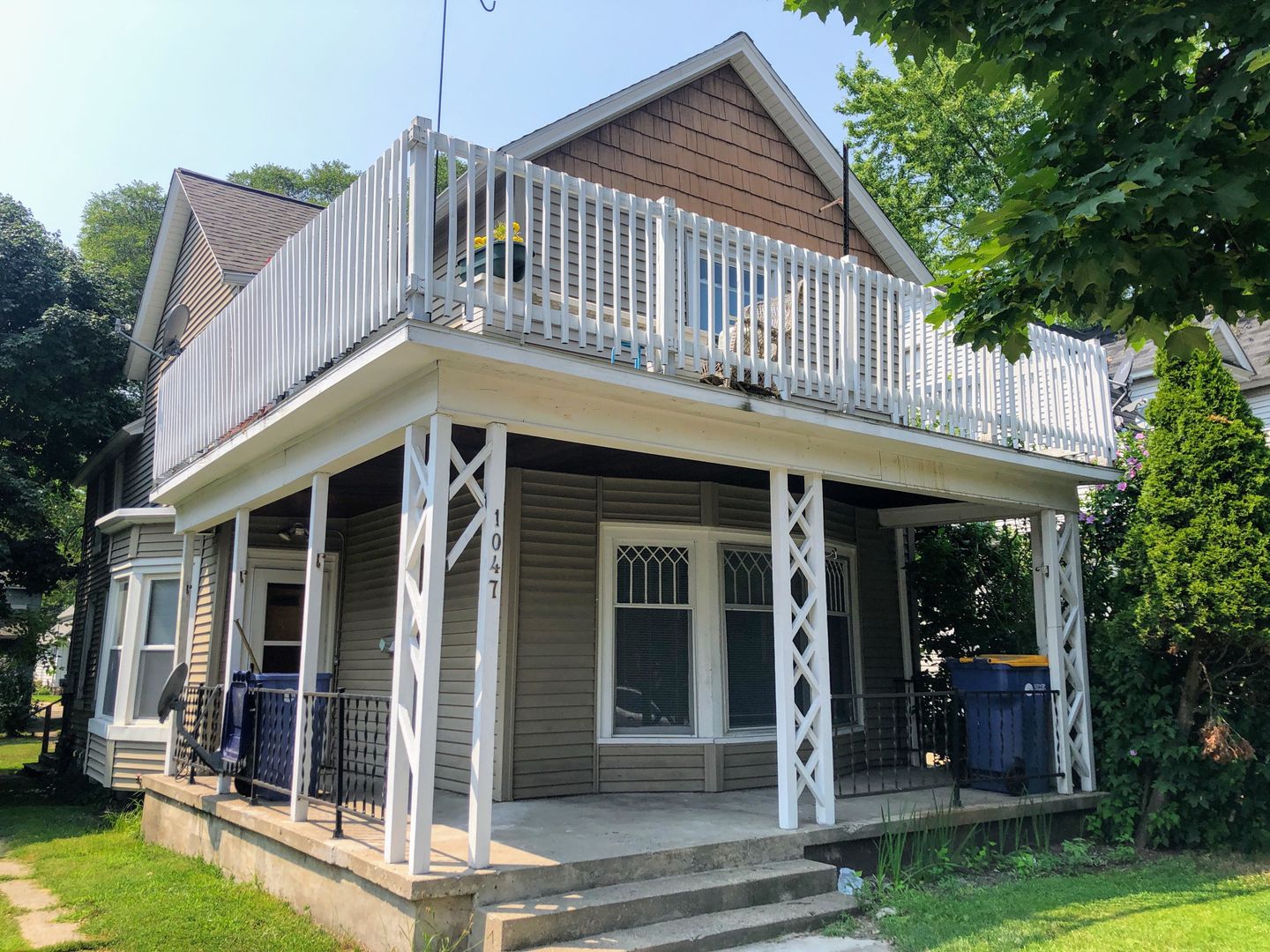 Grand Rapids Apartment: 1045 Alpine NW