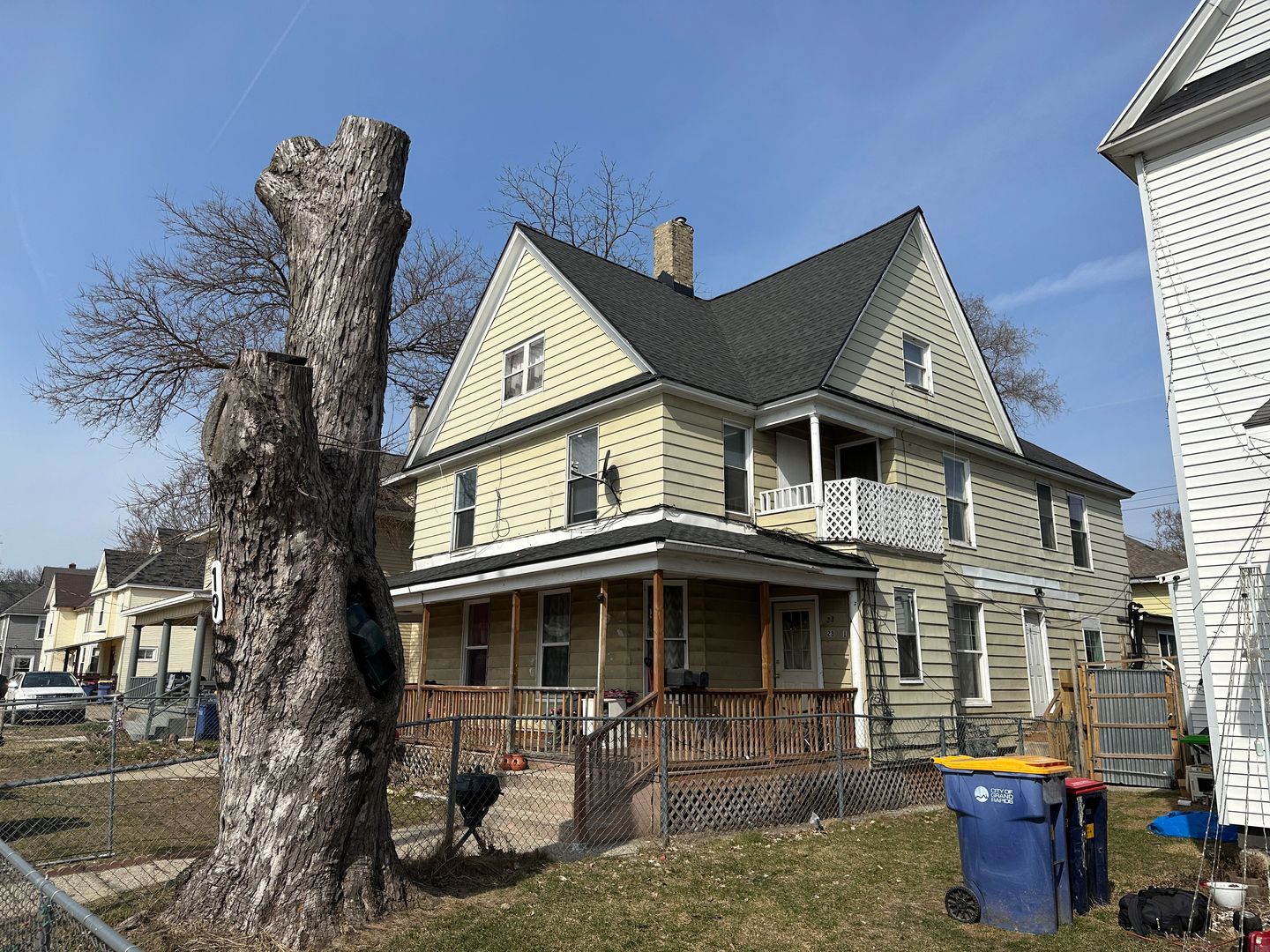 Grand Rapids Apartment: 23 Burton SW