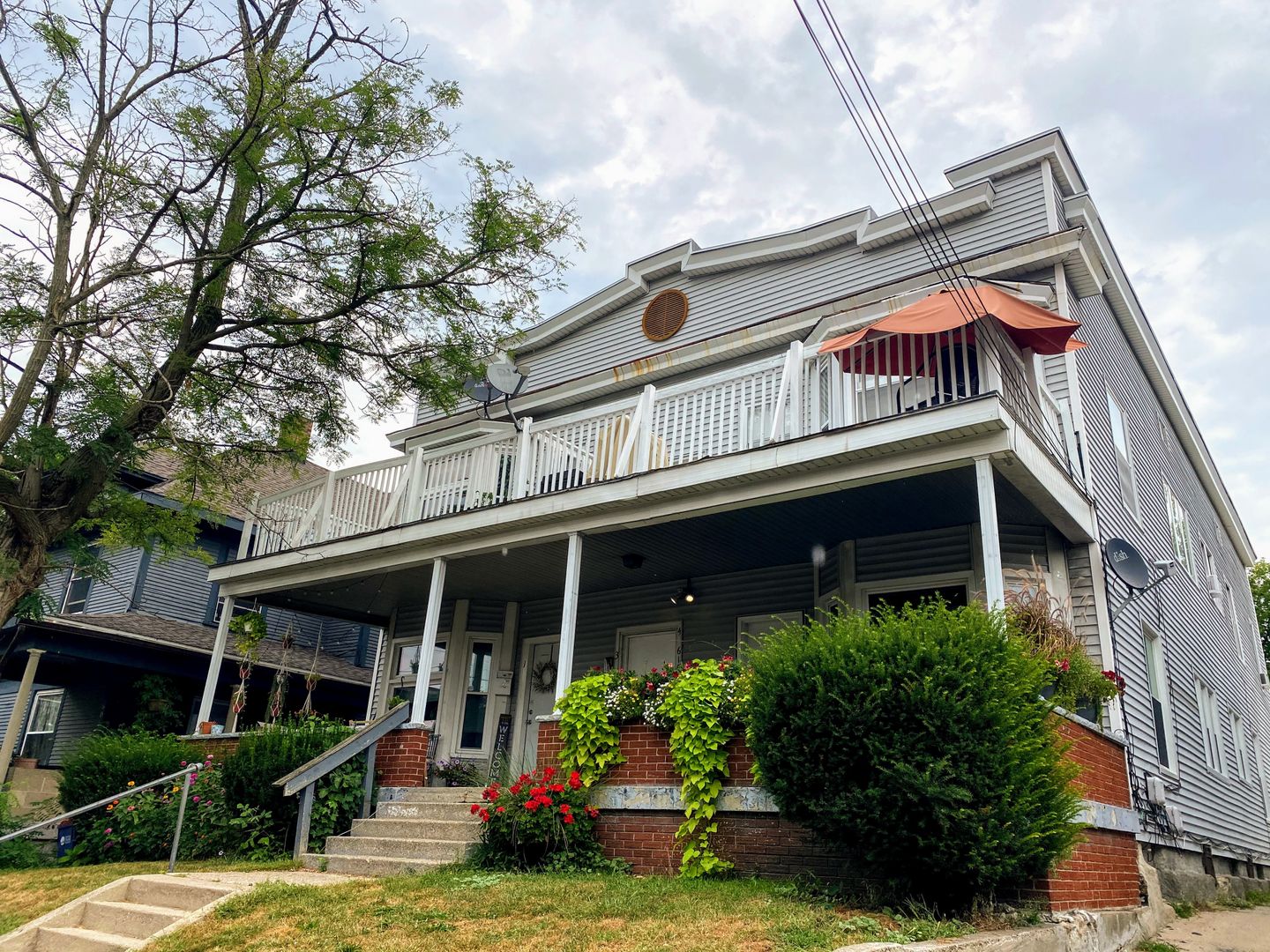 Grand Rapids Apartment: 610 Lafayette SE