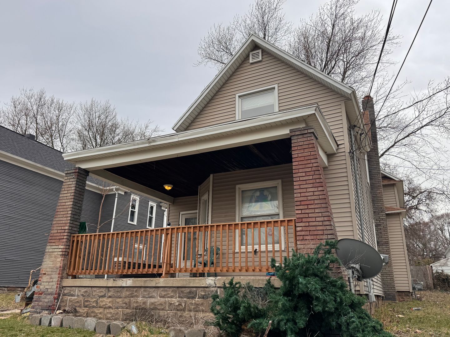 Grand Rapids Apartment: 443 Quimby NE