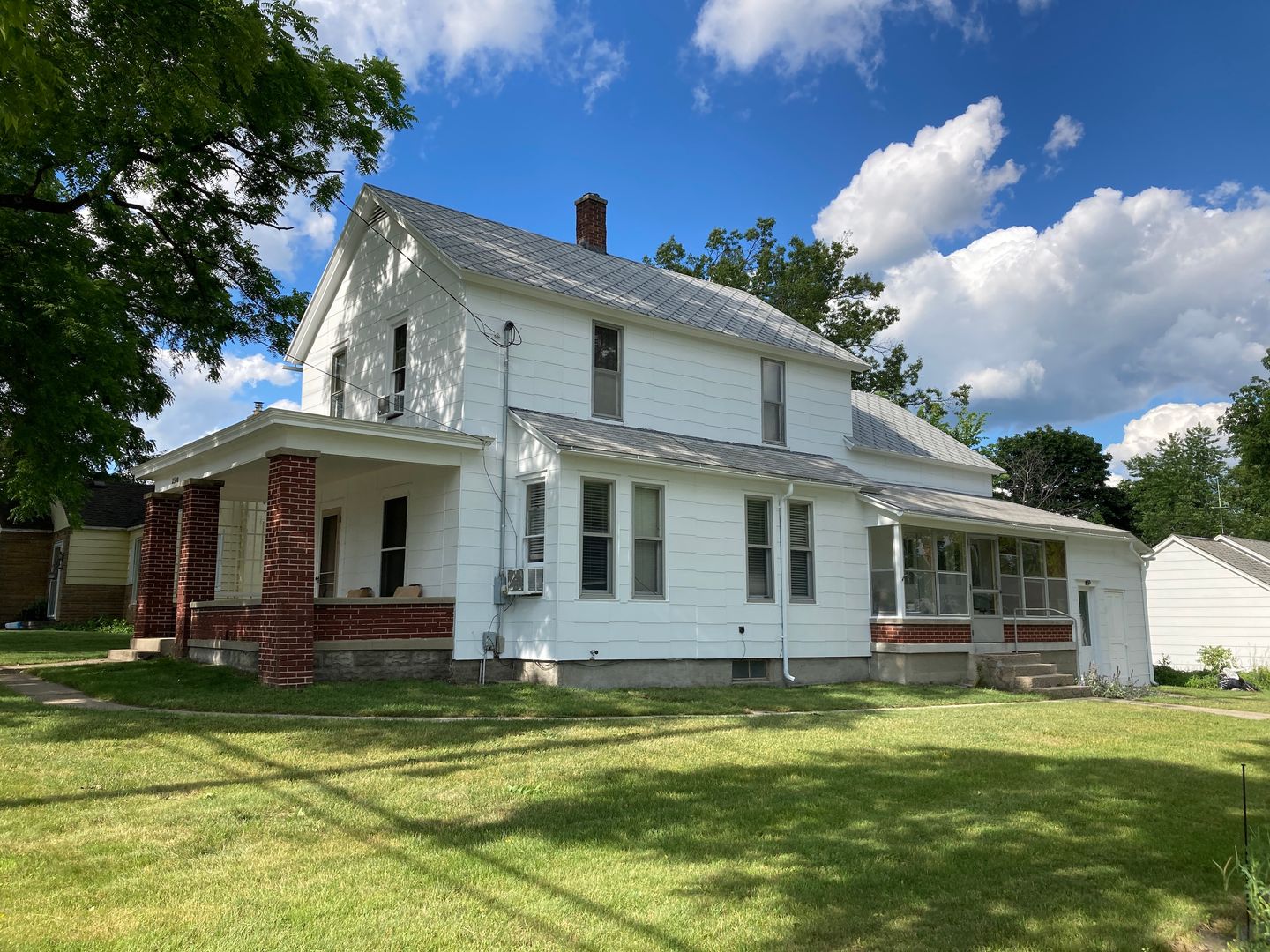 Grand Rapids Apartment: 2500 Fuller NE