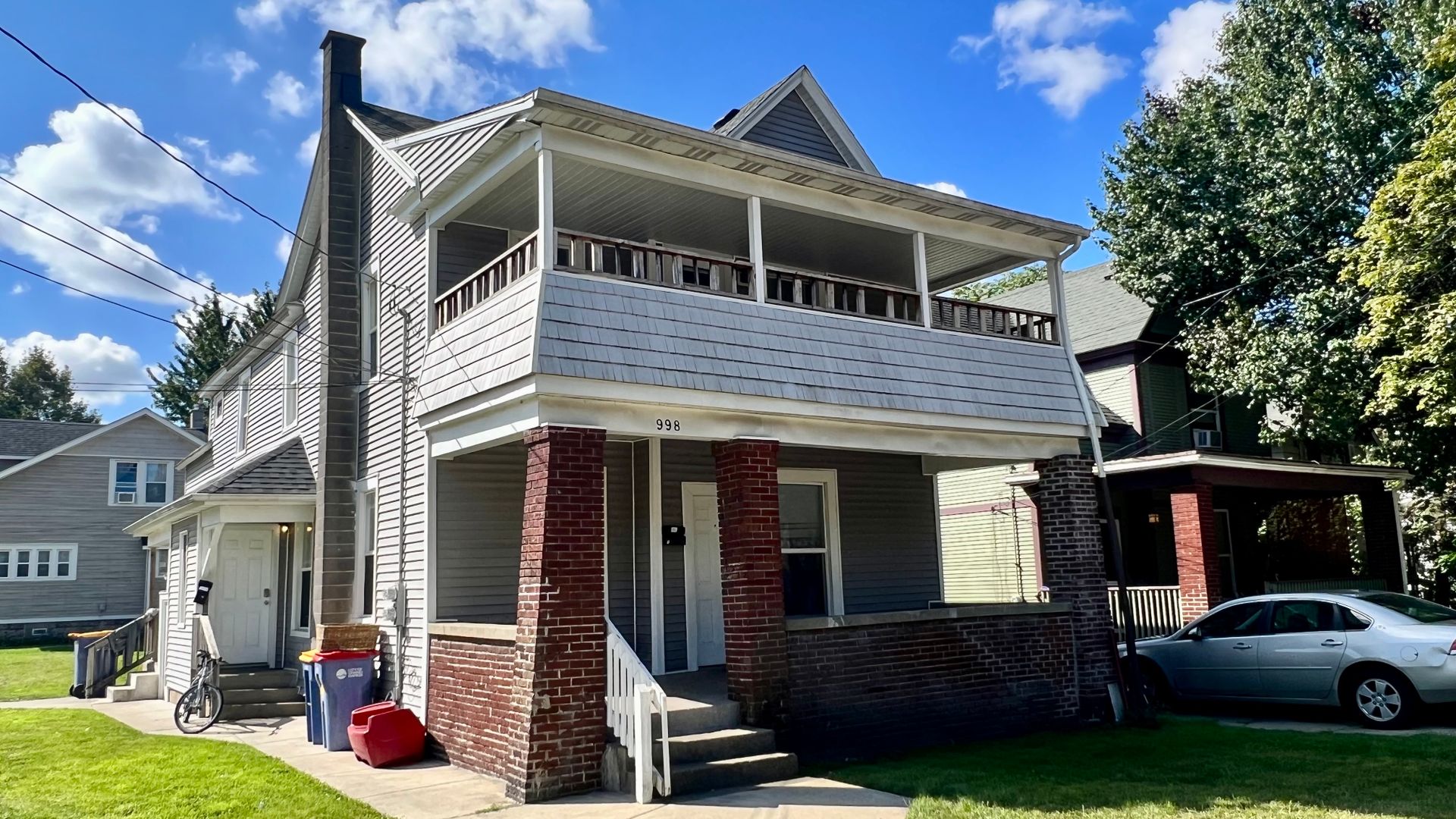Grand Rapids Apartment: 998 Butterworth SW