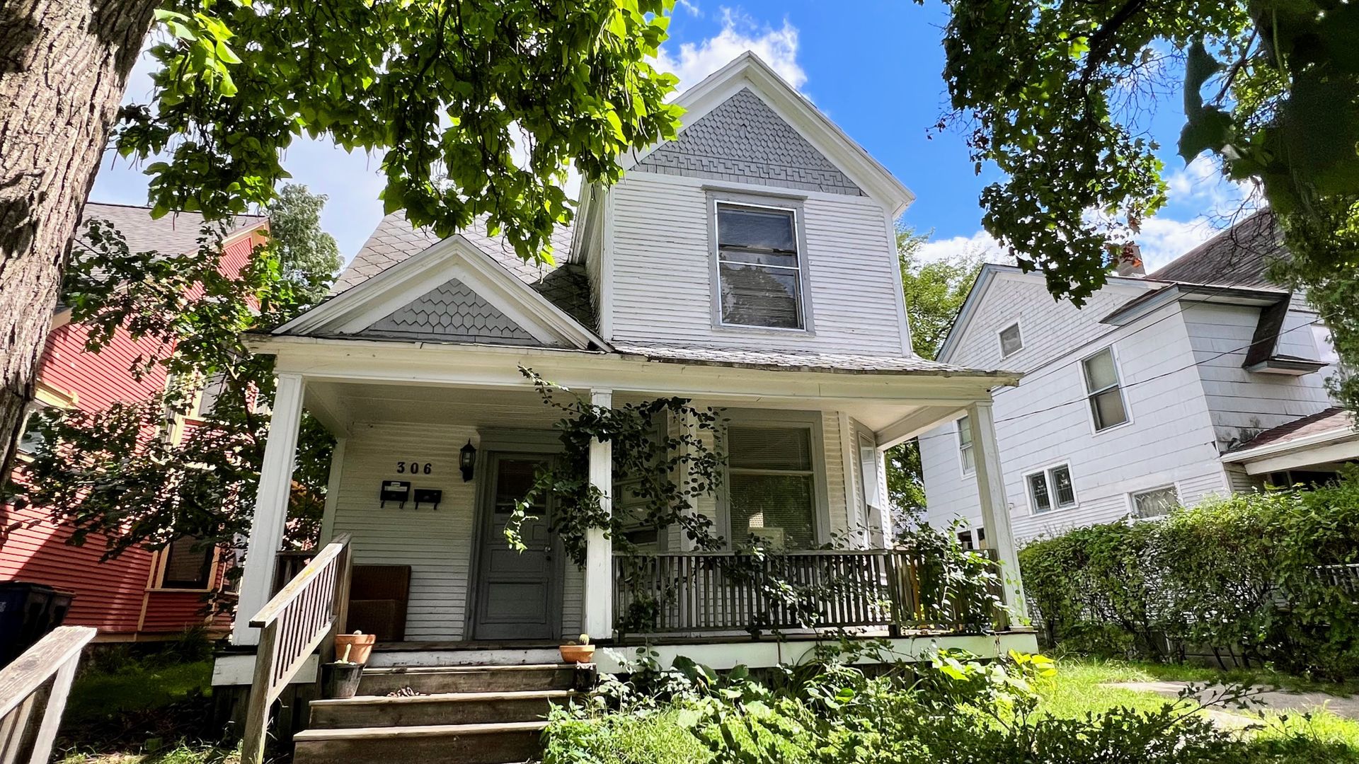 Grand Rapids Apartment: 306 Hollister SE