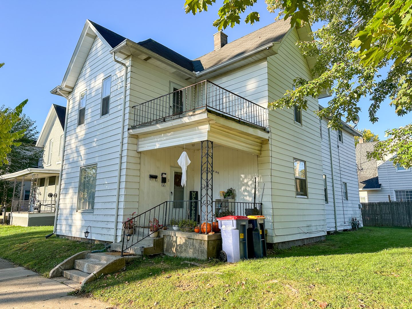 Grand Rapids Apartment: 1449 Quarry NW