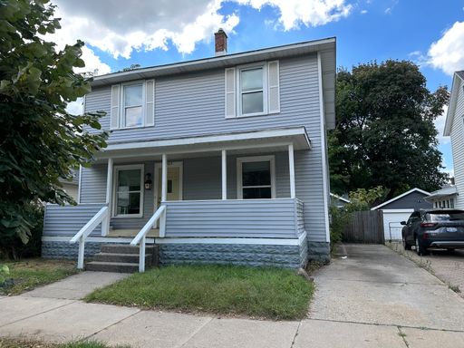 1503 North NE - Creston neighborhood, bonus room, water included – photo 1