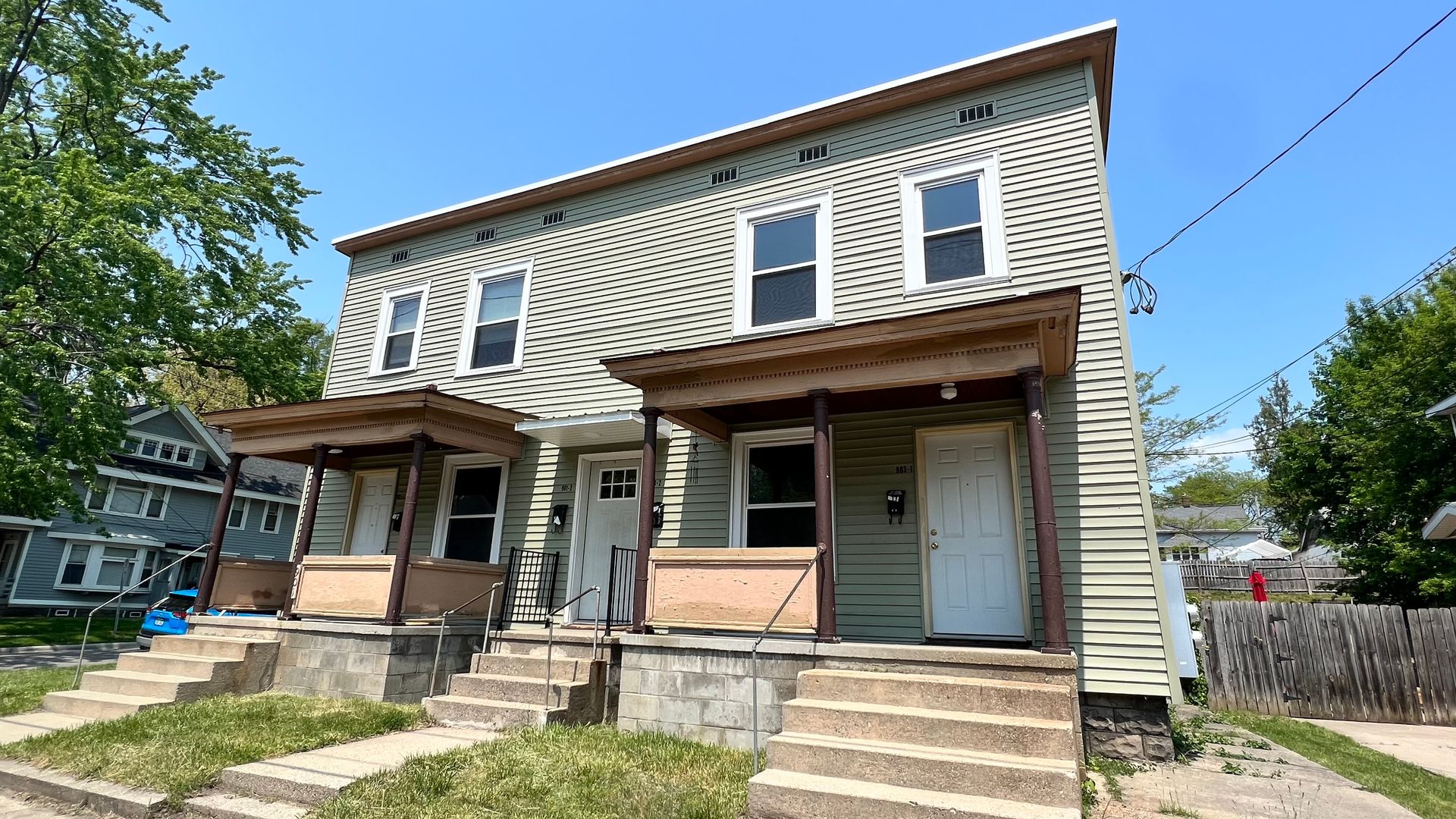 Grand Rapids Apartment: 901 Logan SE