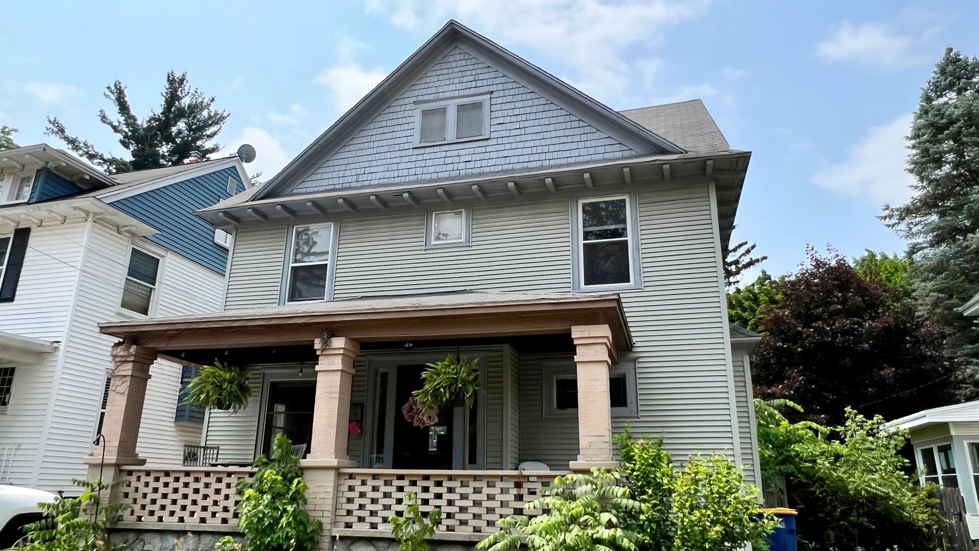 Grand Rapids House: 531 Glenwood SE