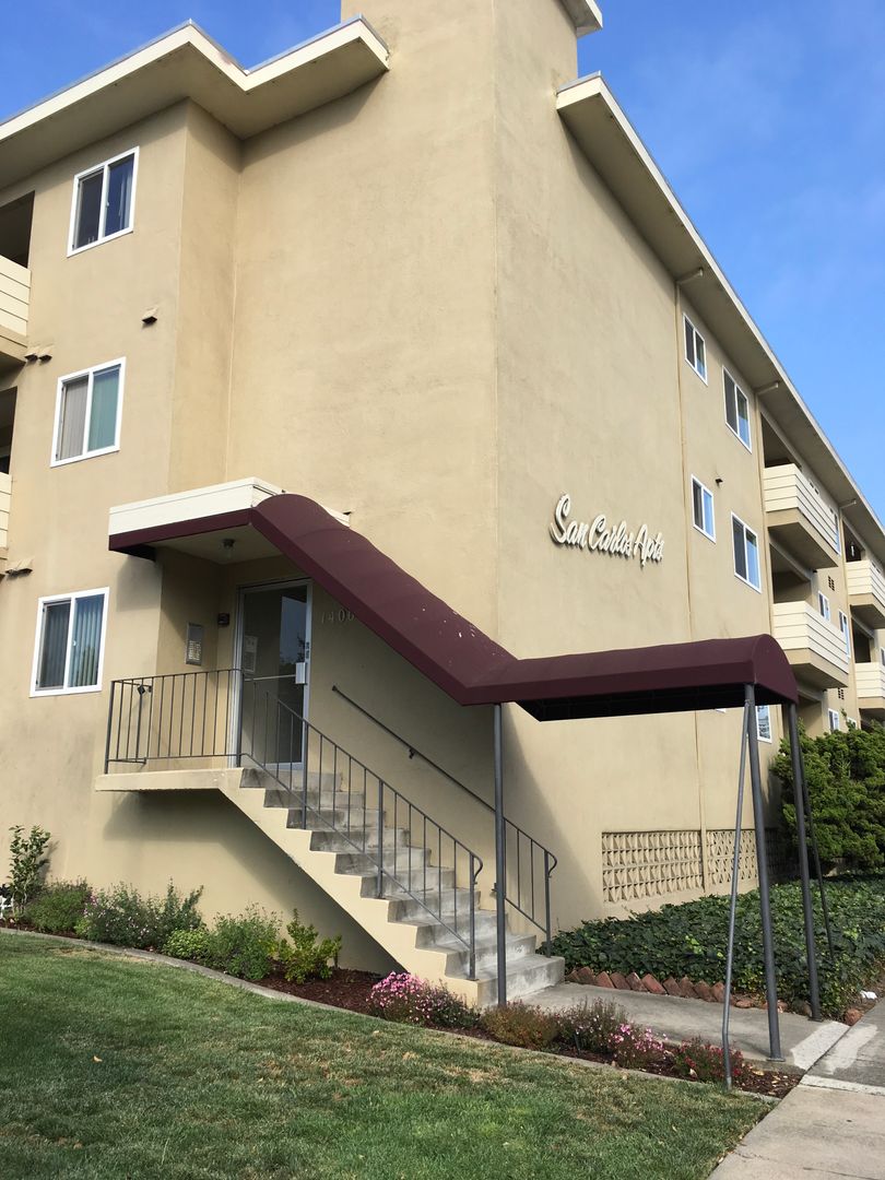 San Carlos Apartment: 1400 San Carlos Avenue - Unit 5C
